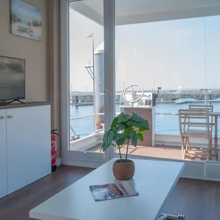 Bateau-hôtel Av Amsterdam Casa Flotante *
